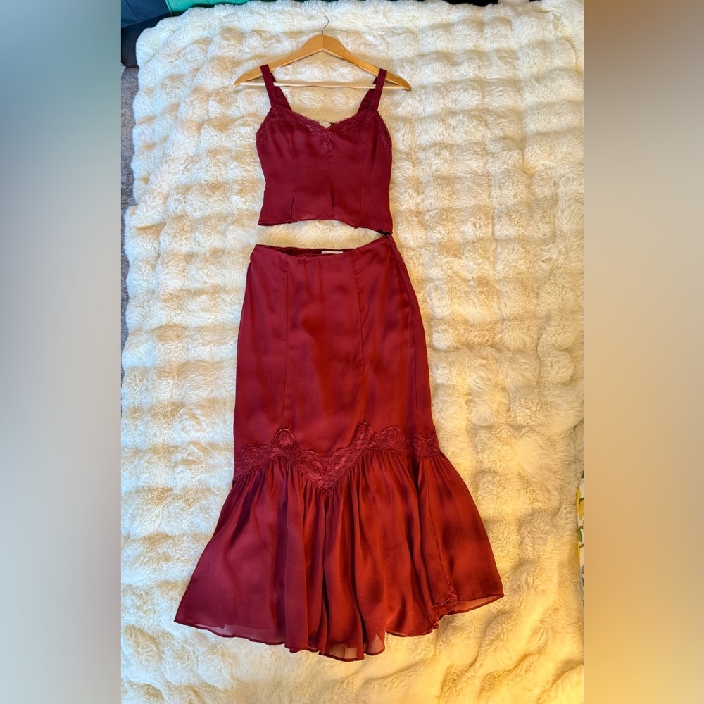 Reformation Sarita Two Piece - Chianti - Picture 7 of 16